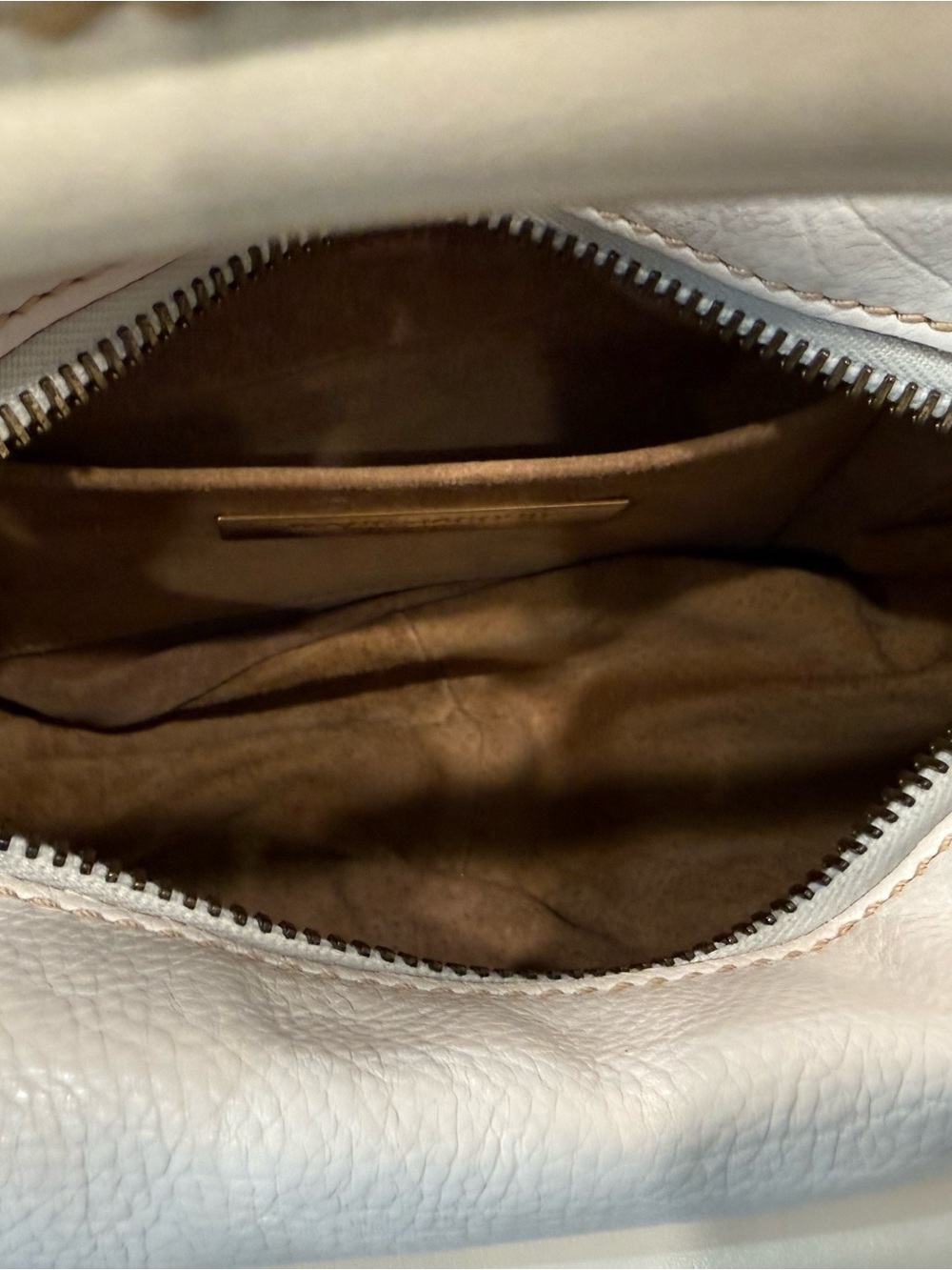 Marc Jacobs EUC Winter White Leather Mini Bag w/Buckle Accent & Suede Interior - Picture 5 of 5